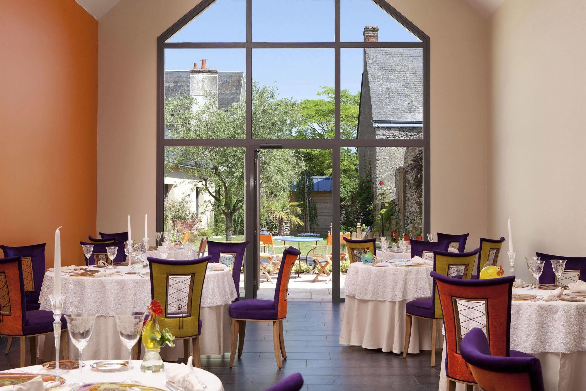 Logis Hotel O En Couleur Oucques-la-Nouvelle 외부 사진
